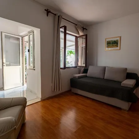 Peselj Apartman Smokvica